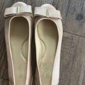 Micheal Kors ballet flat new